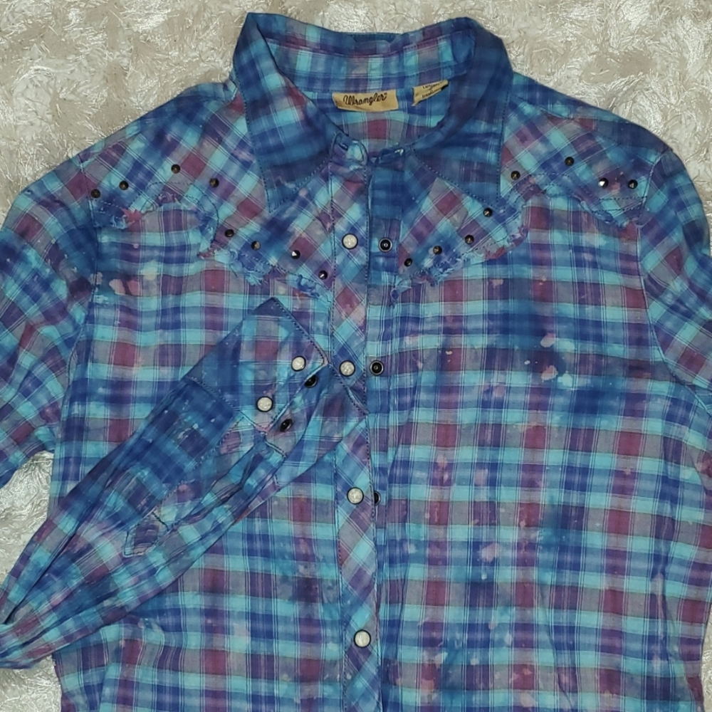 Wranger snap button up bleached stained plaid